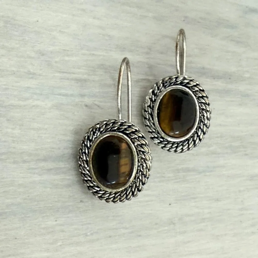 Vintage Avon Silvertone Tiger's Eye Earrings, Pierced,  Wire Closure - Picture 3 of 5